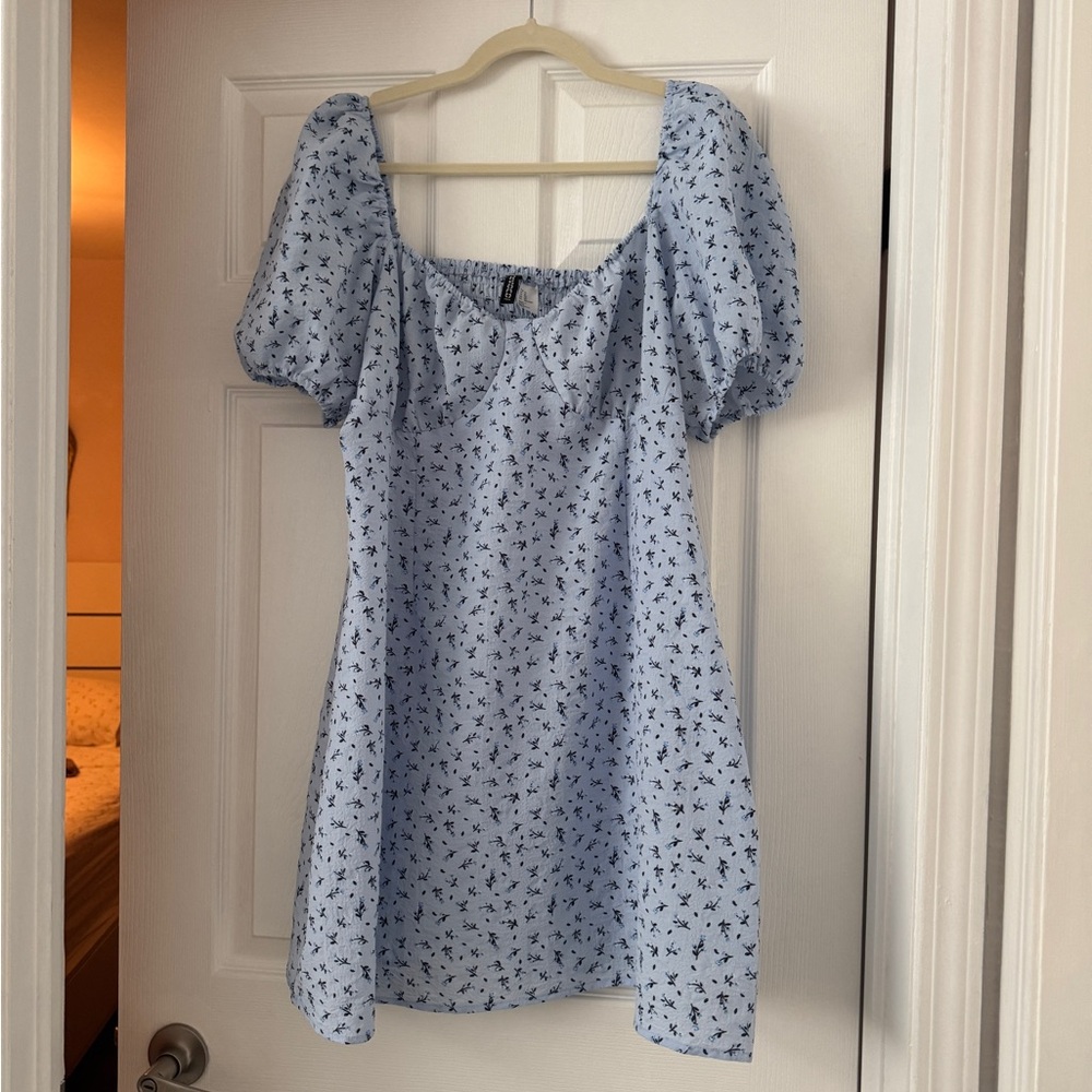 H&M Light Blue Star Print Mini Dress